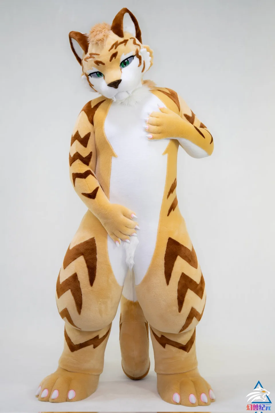 Golden striped LAN series character